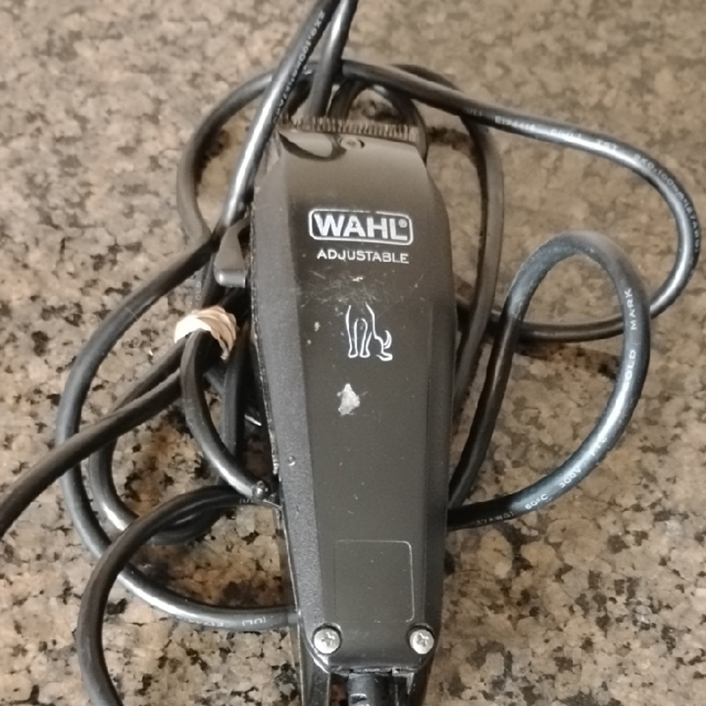 Wahl Adjustable Pet Black Hair Clipper